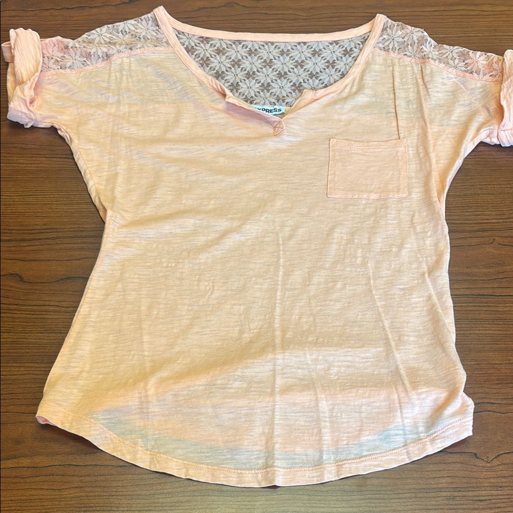 Express  short sleeve tee